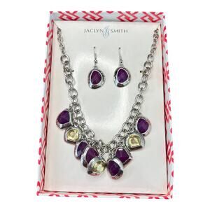 Jaclyn Smith necklace and earrings set gift box NWT